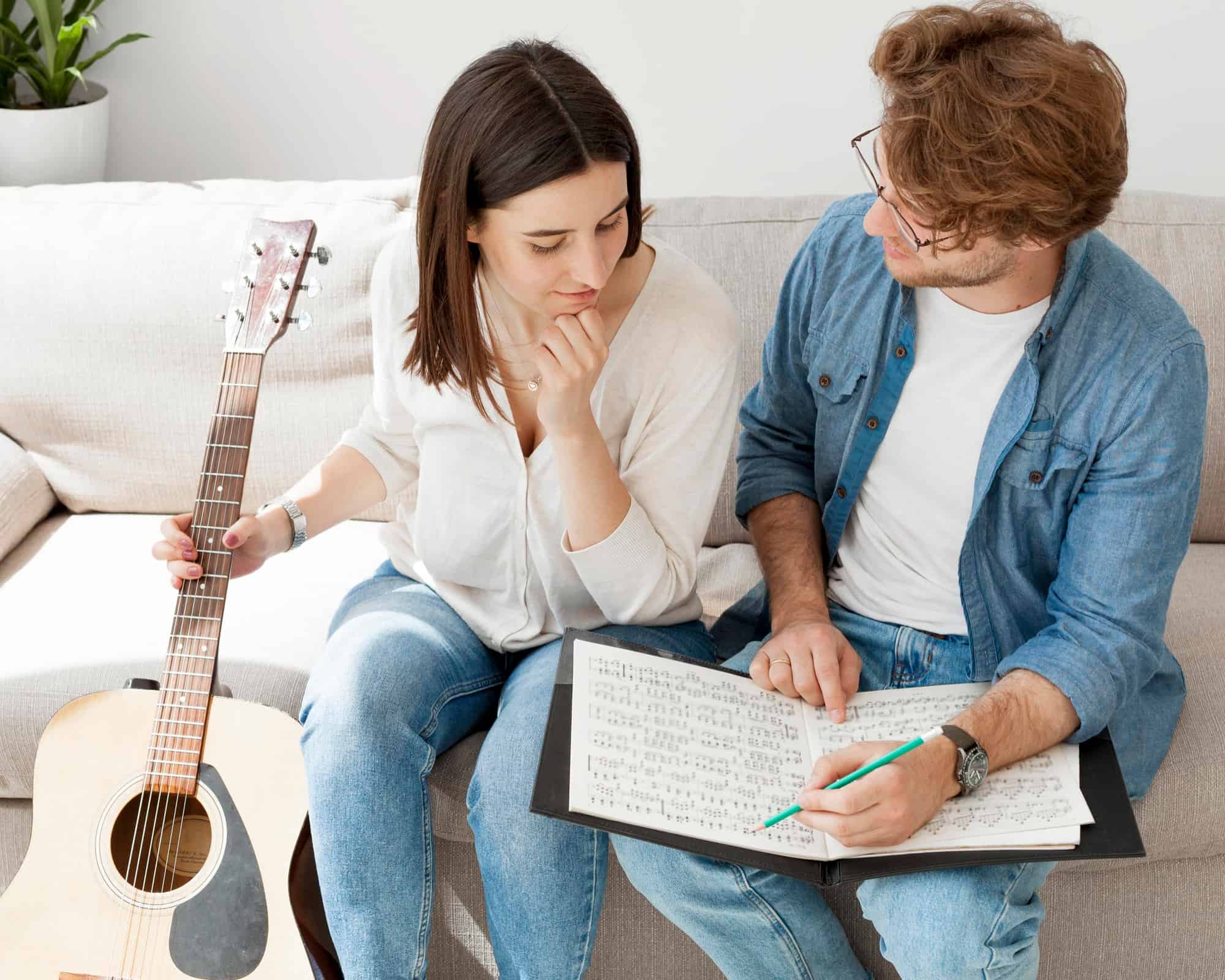 apprendre à jouer à la guitare